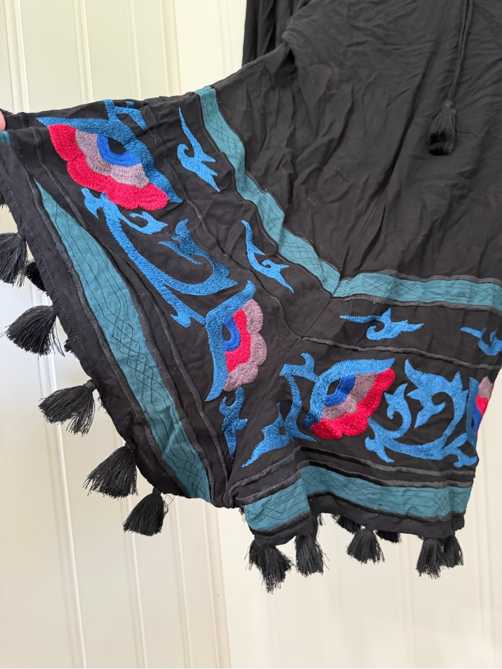 Ultra RARE Free People Bali Embroidered Romper NWT Tassel Boho Festival size 4 - Picture 6 of 14